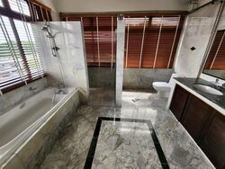 Fifth Avenue (D10), Detached #630216931